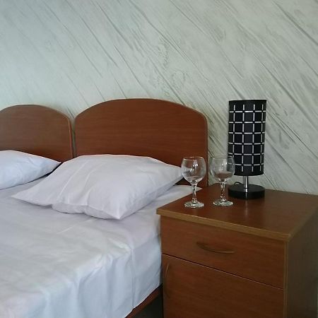 Geno Guest House Kvariati Luaran gambar