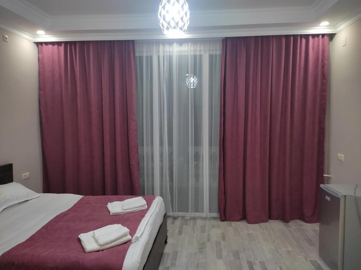 Geno Guest House Kvariati Luaran gambar