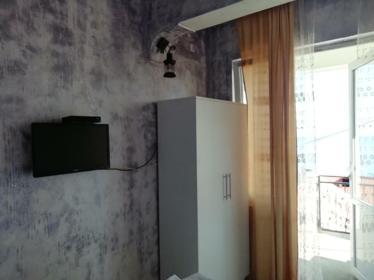 Geno Guest House Kvariati Luaran gambar