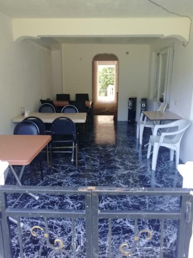 Geno Guest House Kvariati Luaran gambar