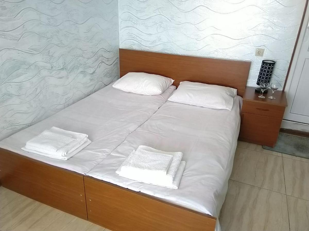 Geno Guest House Kvariati Luaran gambar