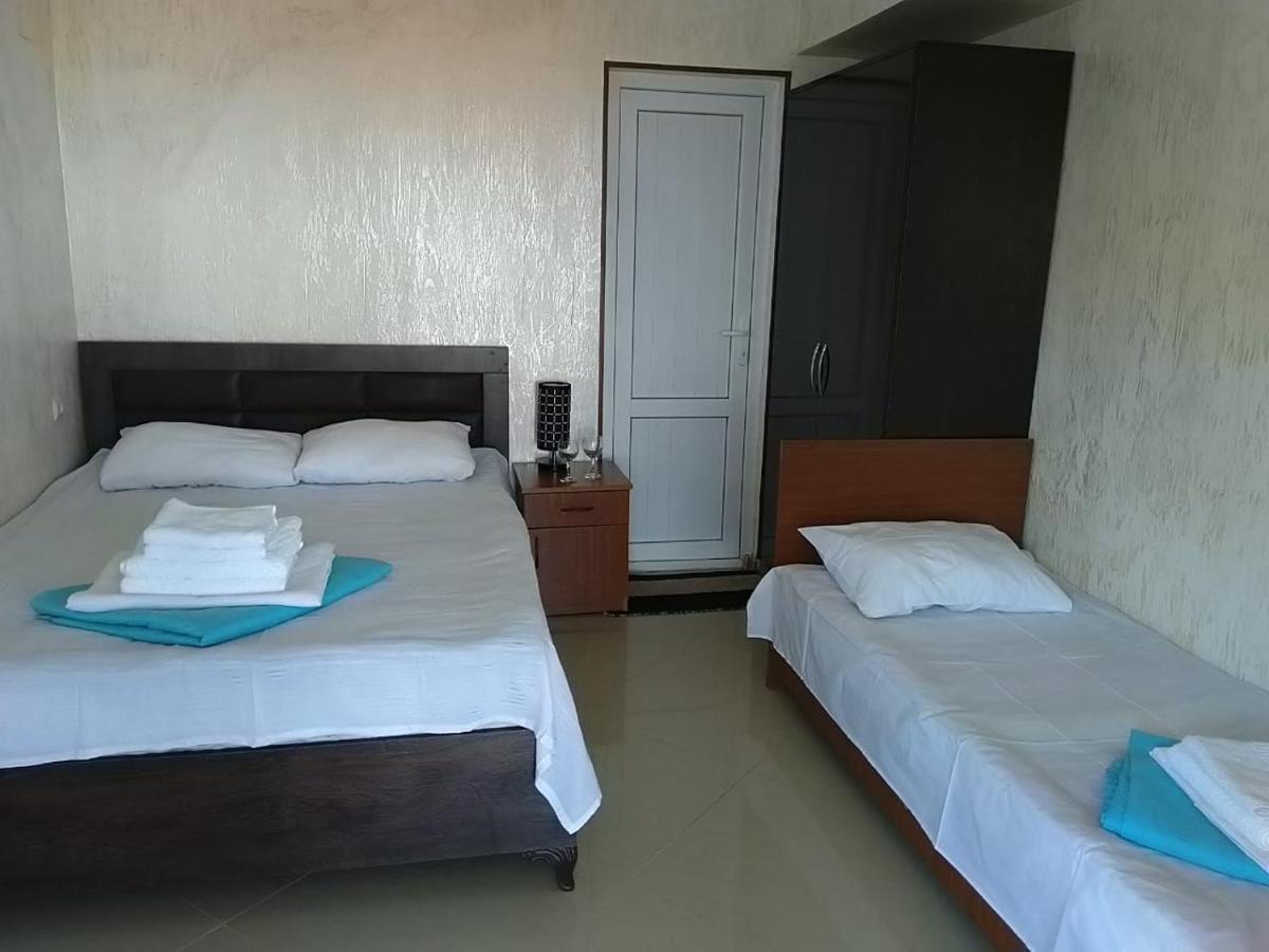Geno Guest House Kvariati Luaran gambar