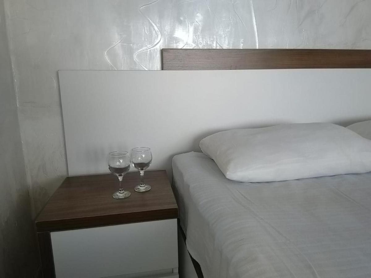Geno Guest House Kvariati Luaran gambar