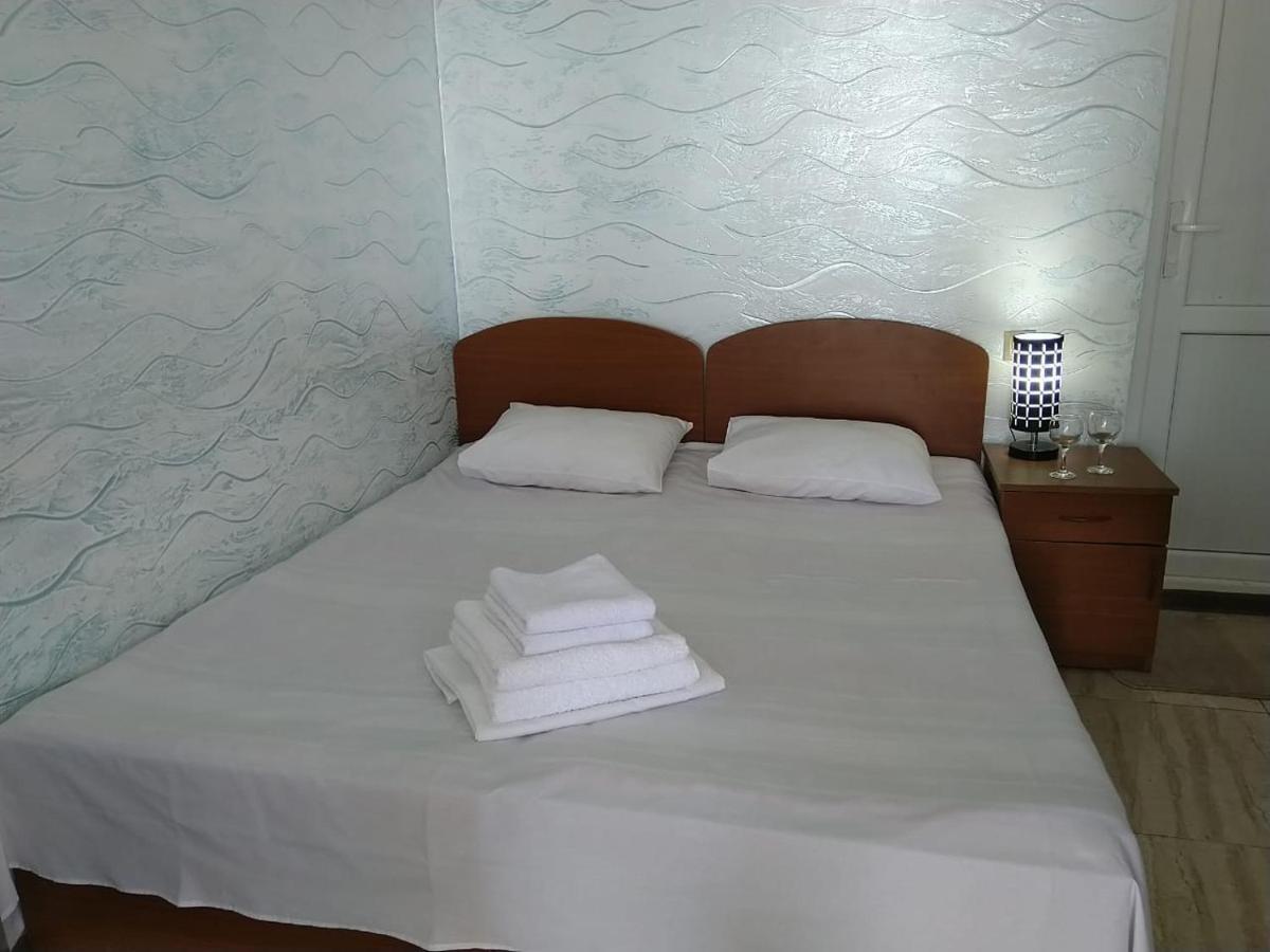 Geno Guest House Kvariati Bilik gambar
